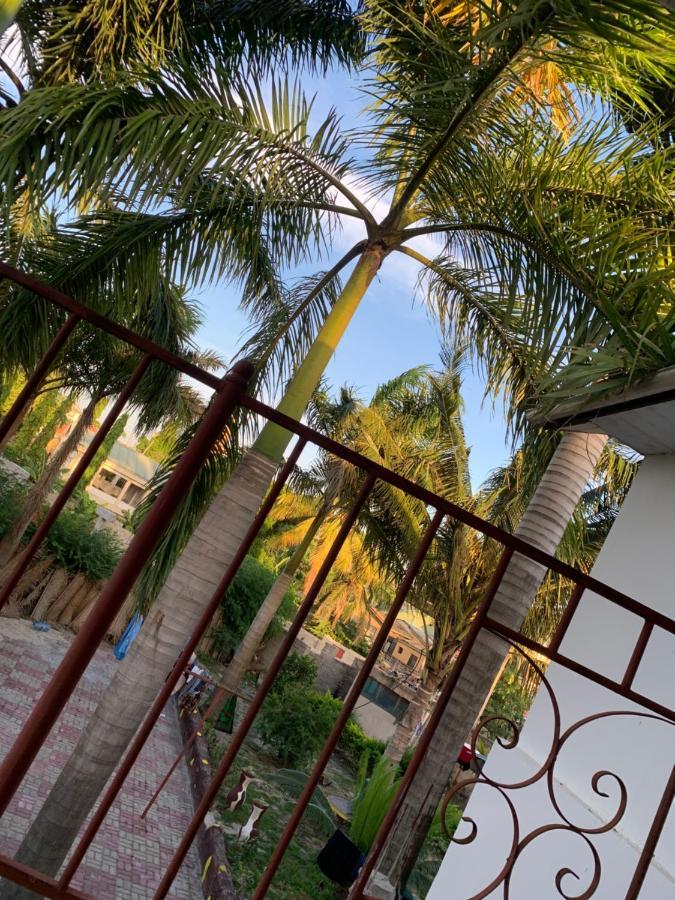 Ostello Jj & Je Family House Dar es Salaam Esterno foto